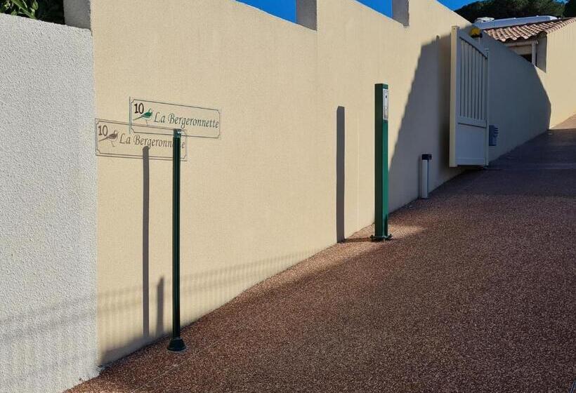 Chambres D Hôtes B&b La Bergeronnette Avec Piscine Couverte Chauffée