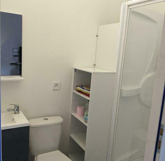 Gitedelatournelleauxerre