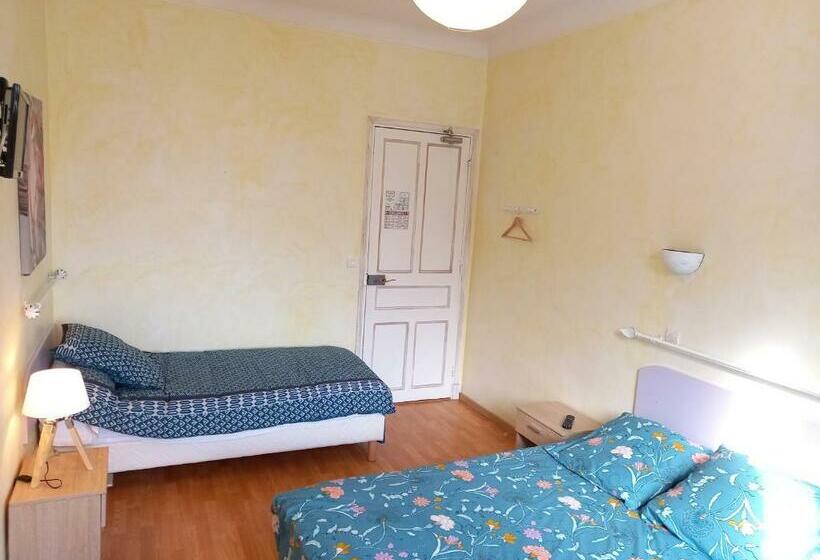 Отель Hôtel Le Vauban