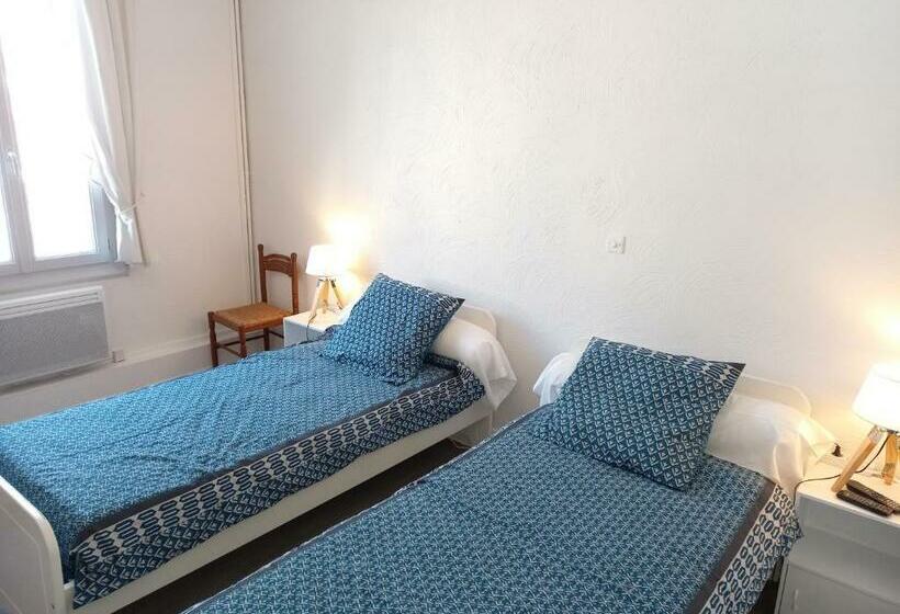 Отель Hôtel Le Vauban