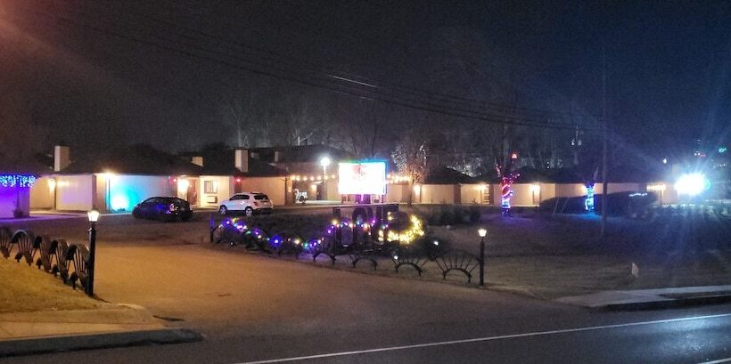 Отель Inn Of The Dove Romantic Luxury Suites With Jacuzzi & Fireplace At Harrisburg Hershey Philadelphia