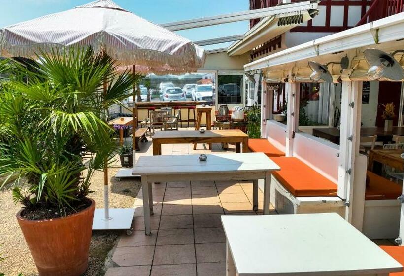 בית מלון כפרי La Maison Uhabia