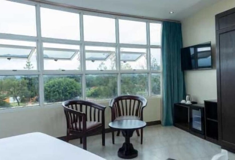 هتل Mbale Courts View