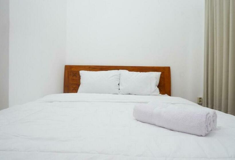 בית מלון כפרי Reddoorz Syariah Near Exit Tol Krapyak Semarang