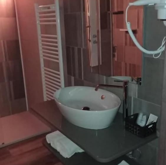 فندق Ristorante Caligiuri