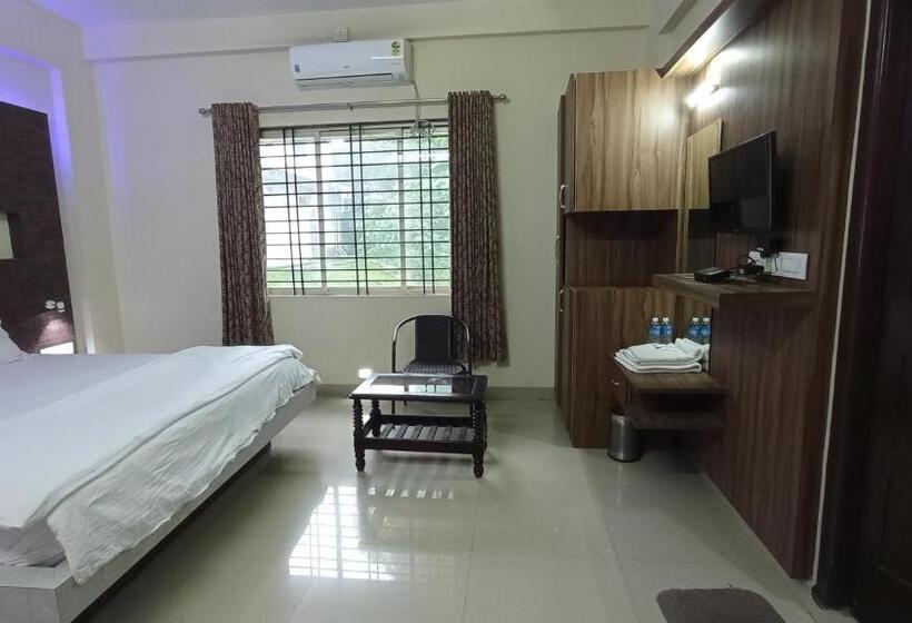 בית מלון כפרי Staymaker Shubhodaya Lodge