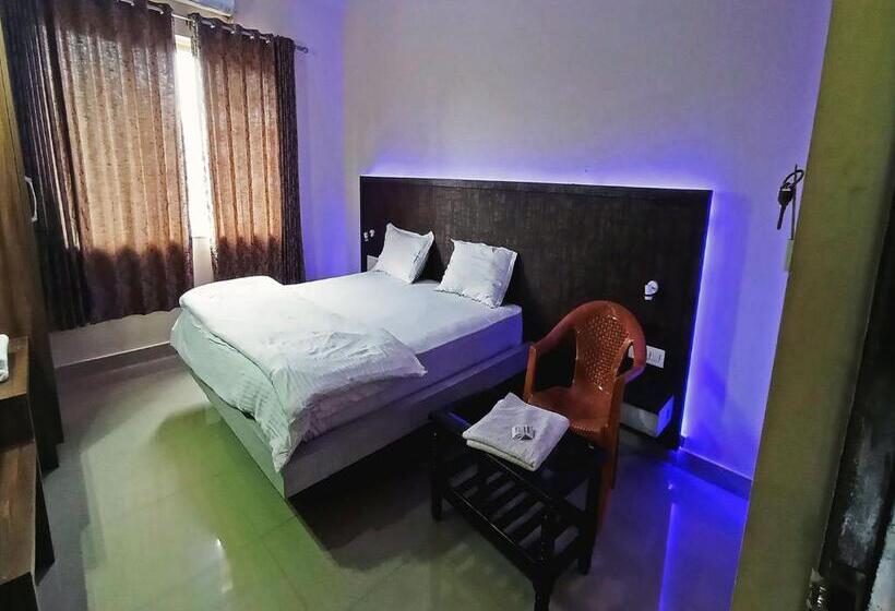 בית מלון כפרי Staymaker Shubhodaya Lodge