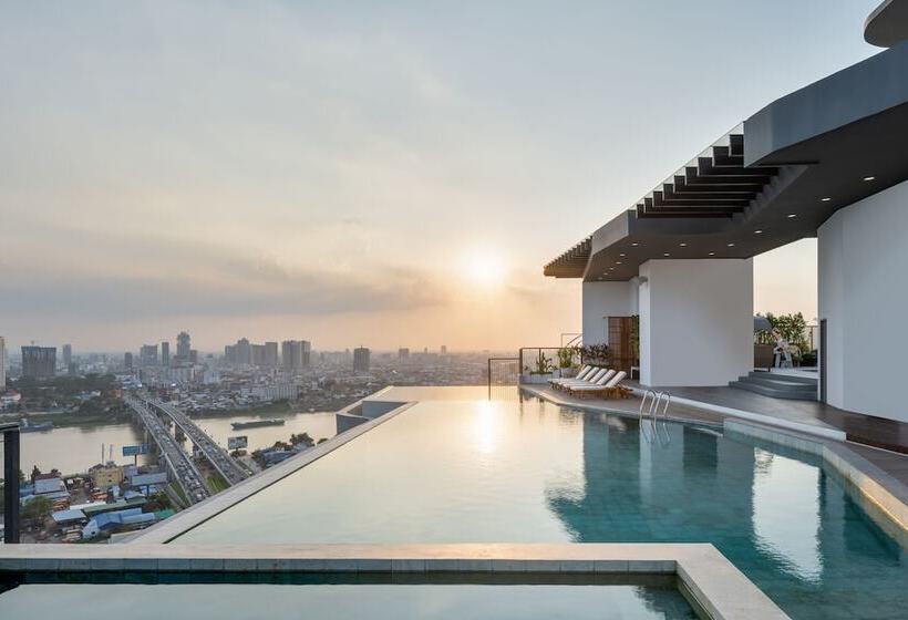 בית מלון כפרי The Peninsula Phnom Penh