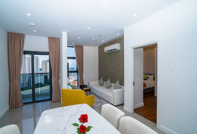 בית מלון כפרי The Peninsula Phnom Penh