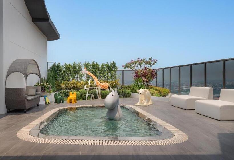 בית מלון כפרי The Peninsula Phnom Penh