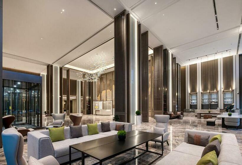 Отель Wanda Jin Xiangjiang Dingzhou