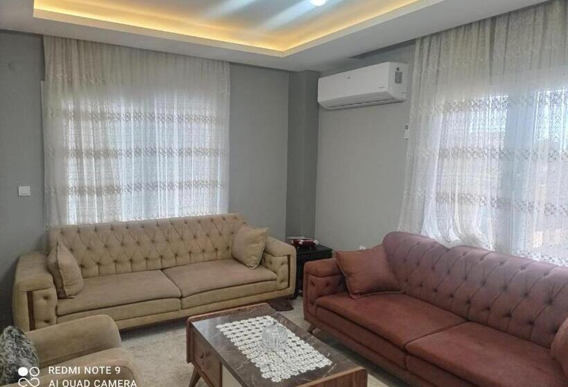 Krali̇yet Konaklari