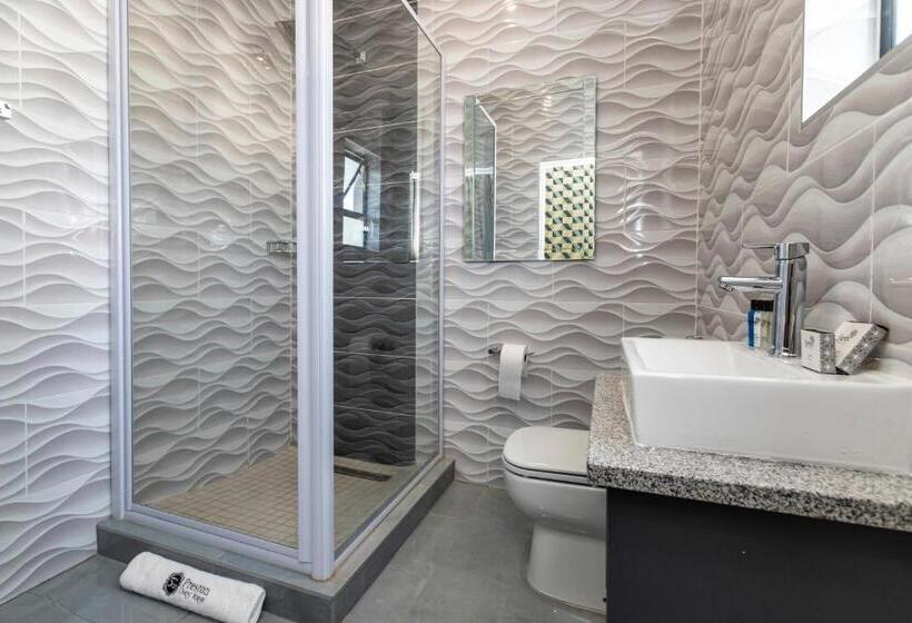 膳宿费 5th On Preston Guest House