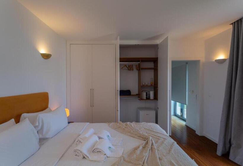 ペンション Beguest Sunroca Suites