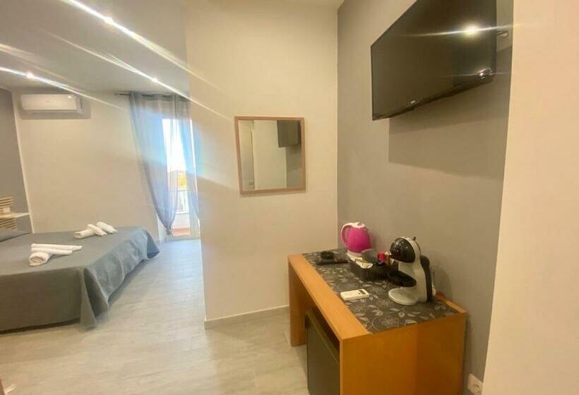 פנסיון Glicine