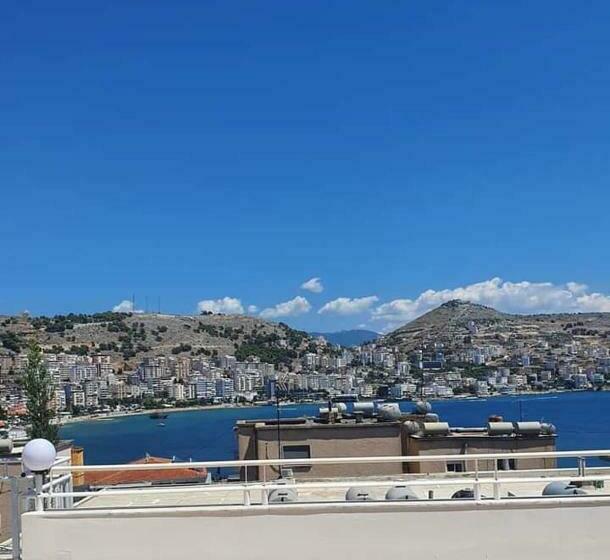 ペンション Leon S Home