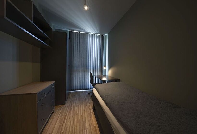 پانسیون Modern Rooms In Notodden