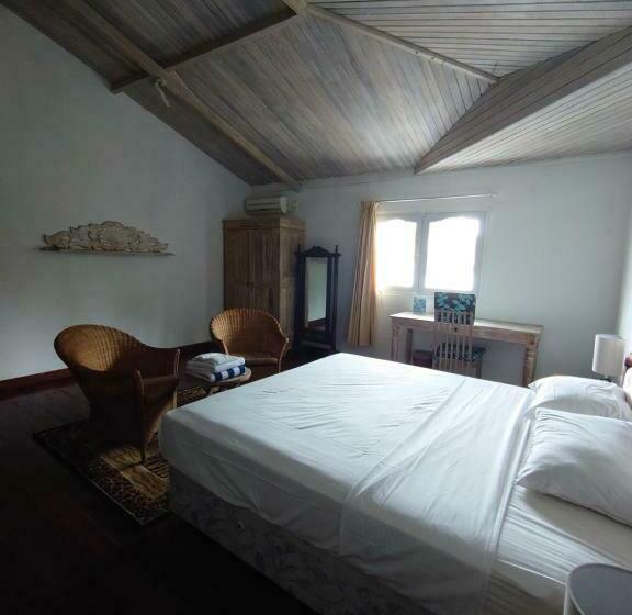 بنسيون Room In A Nice Villa With Big Swimming Pool