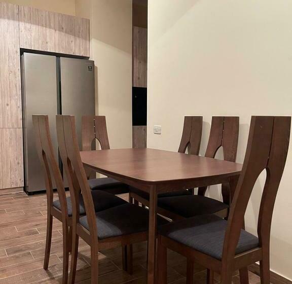 펜션 Vardanants Apt