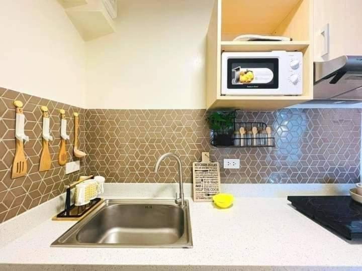 Seawind Condominium Near Airport