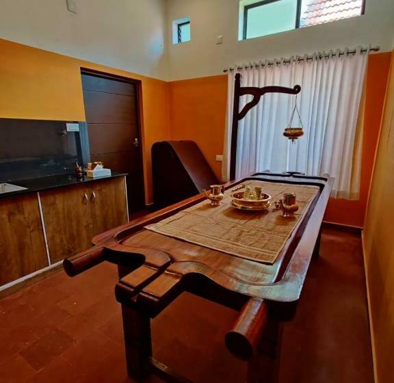 Vajra Ayurveda And Yoga Retreat