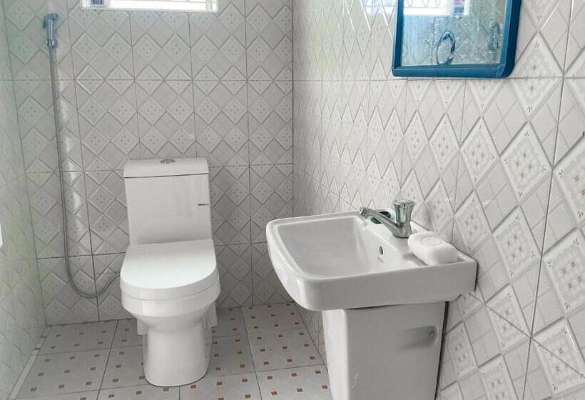 هاستل Agape House