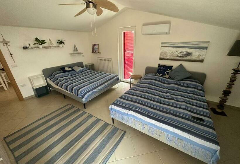 Bella Alba Apartment On The Beach