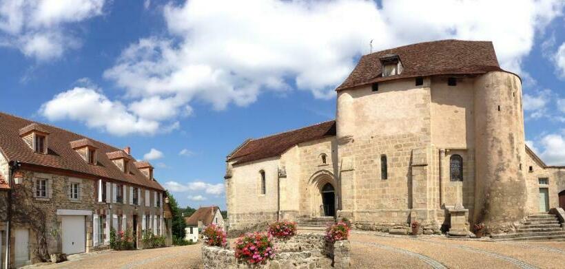 Belle Maison De Famille Avec Vue Sur La Creuse