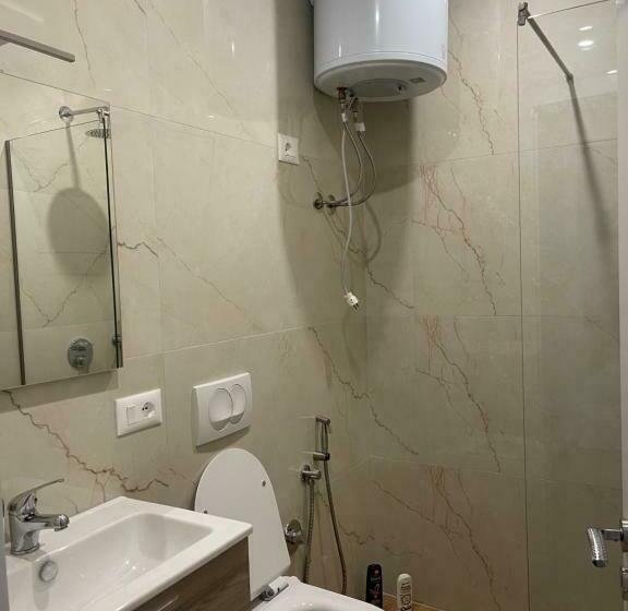 Bonaparte Apartments