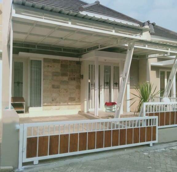Dds Villa Permata Garden Regency Batu