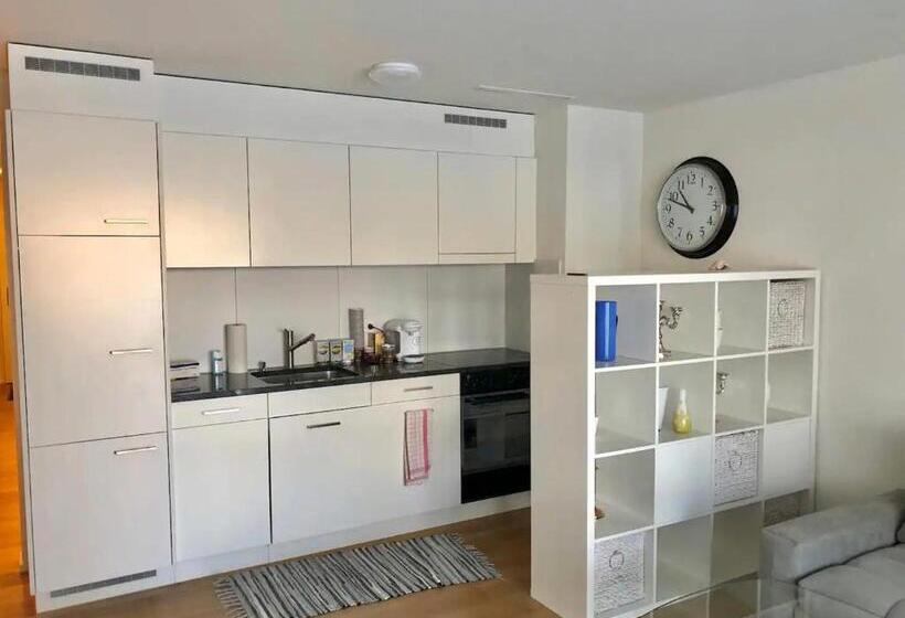 Gemütliches 2 Zimmer Studio Mit Gartensitzplatz