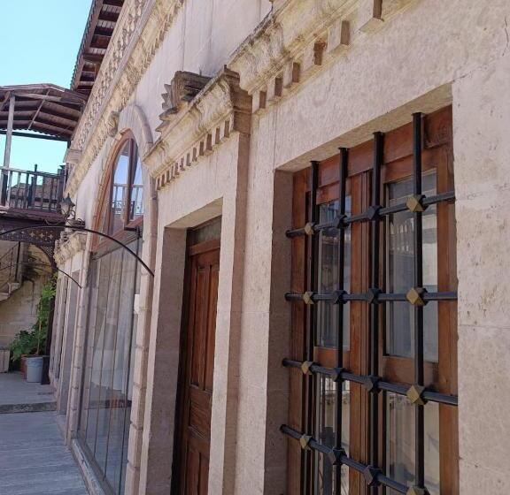 Hanimağabuti̇k Otel