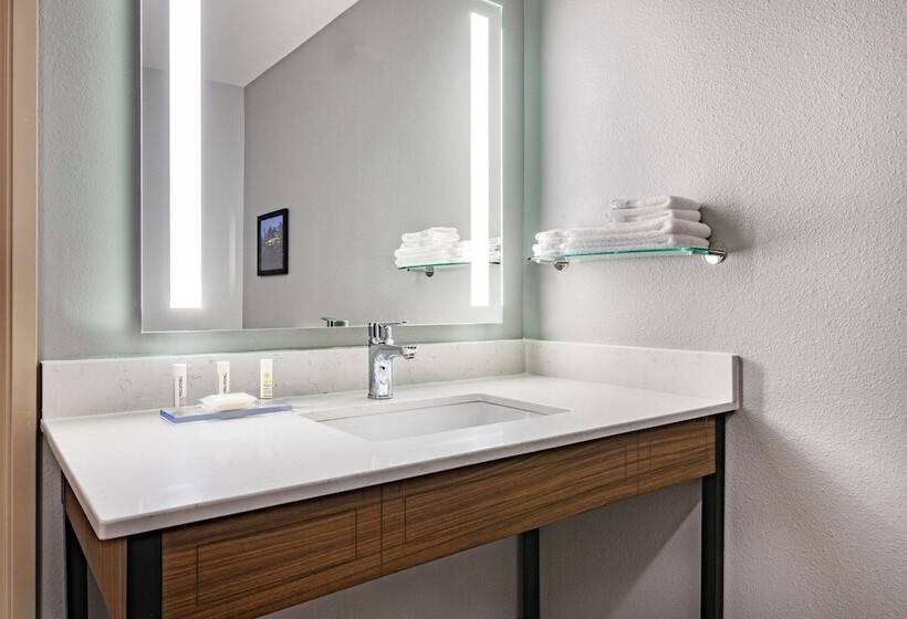 בית מלון כפרי Americinn By Wyndham International Falls