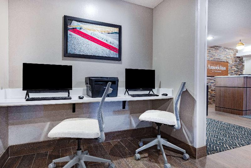 فندق Americinn By Wyndham International Falls