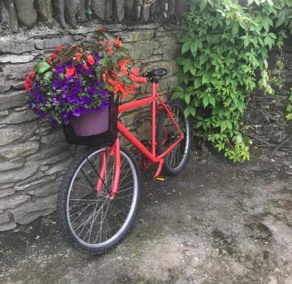 בית מלון כפרי Blackrath Farmhouse