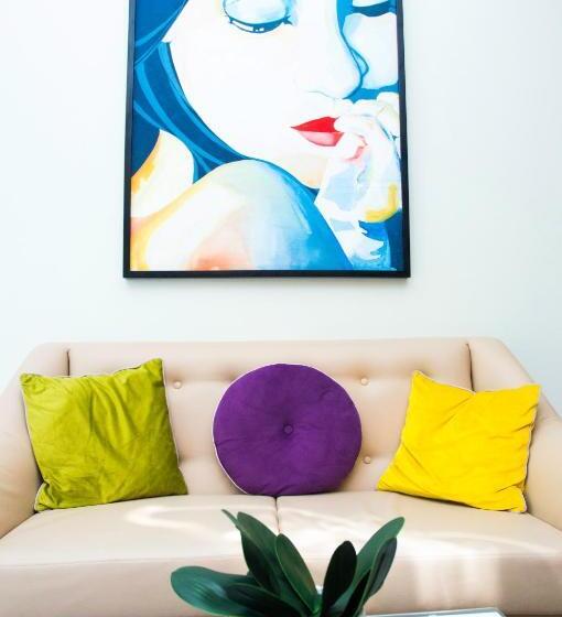 בית מלון כפרי Elti Suites By Bluebookers