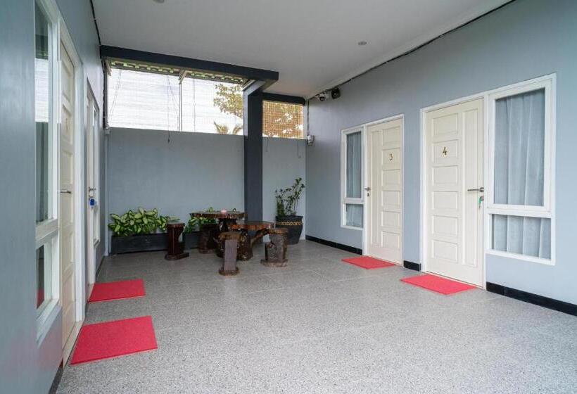 호텔 Koolkost Syariah Near Jalan Ahmad Yani Banjarmasin 3