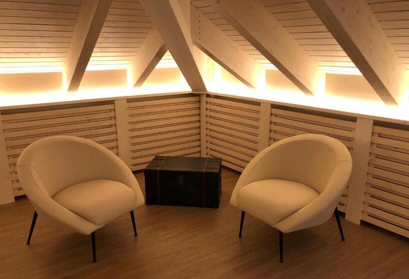 هتل Monte Perdido