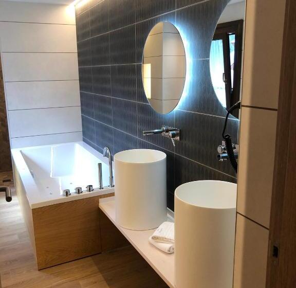 هتل Monte Perdido