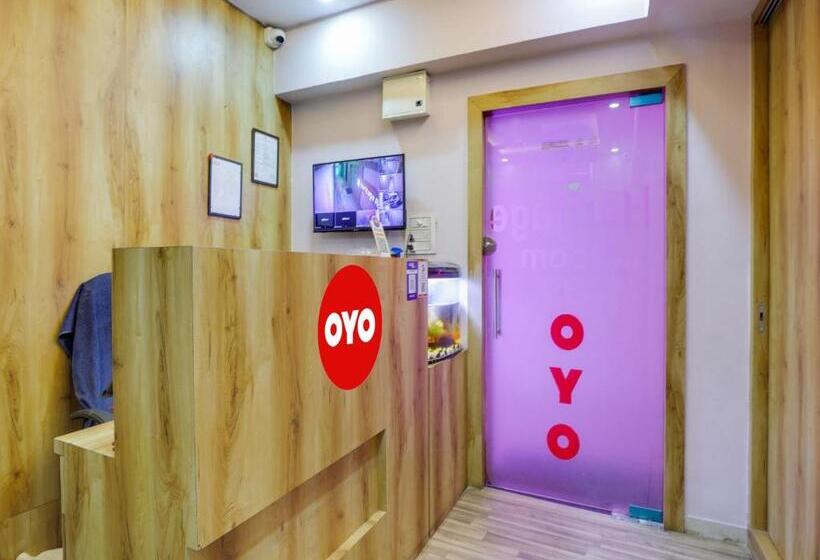 Отель Pop 91819 Heritage Room