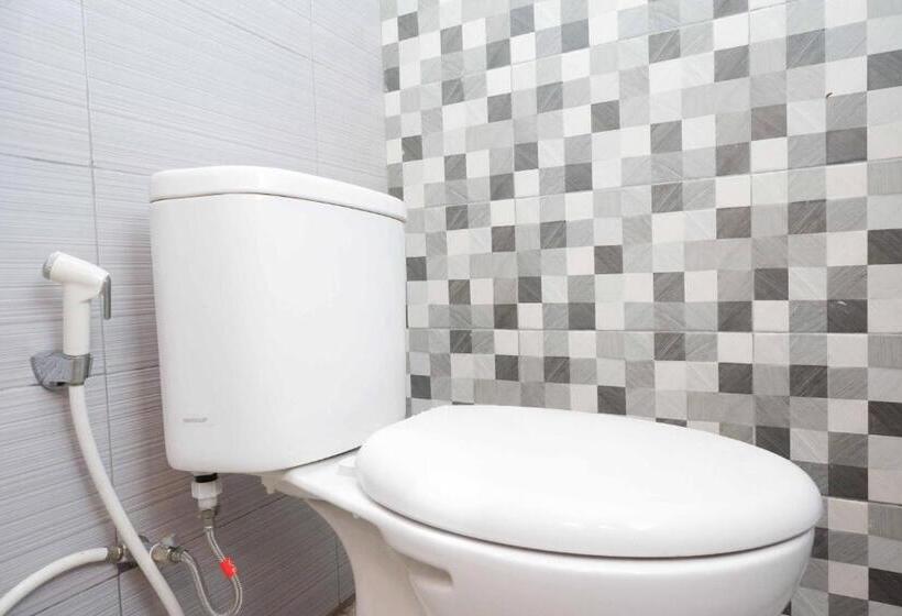 호텔 Reddoorz Syariah At Kelud Sampangan Semarang