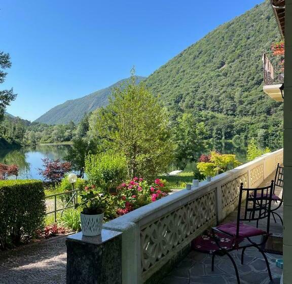 L’angolino Di Magda: On The Lake Private Beach!