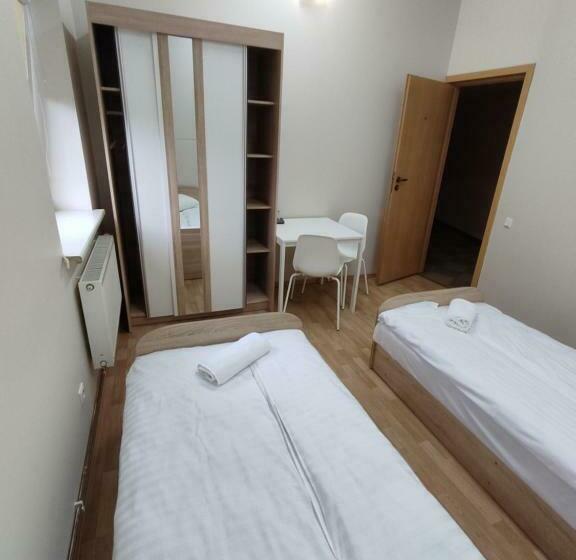 مُتل Trevena Kretinga