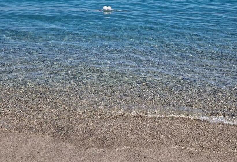 Nina S House 1 A 300 Metri Dal Mare