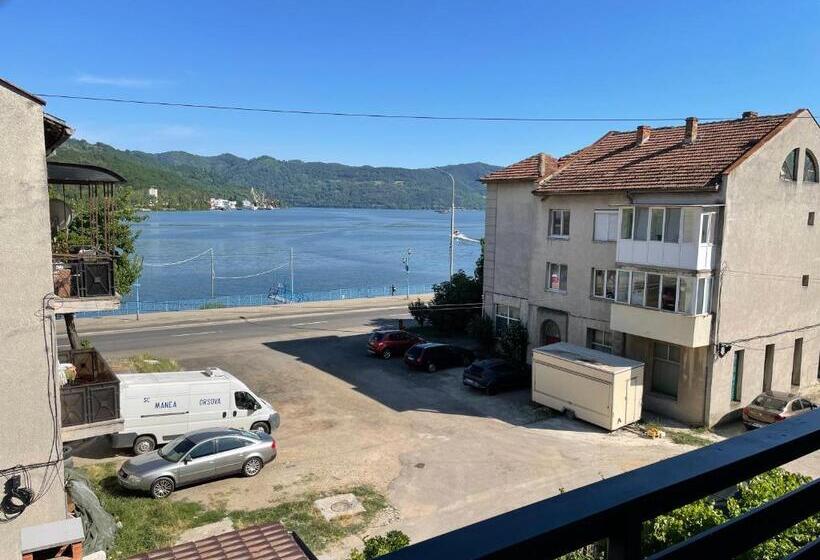 بنسيون Casa Paraschiva