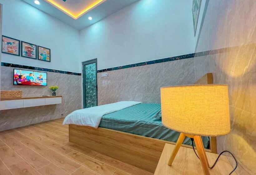 پانسیون Homestay Qhome