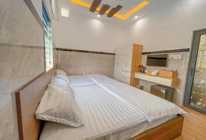 پانسیون Homestay Qhome