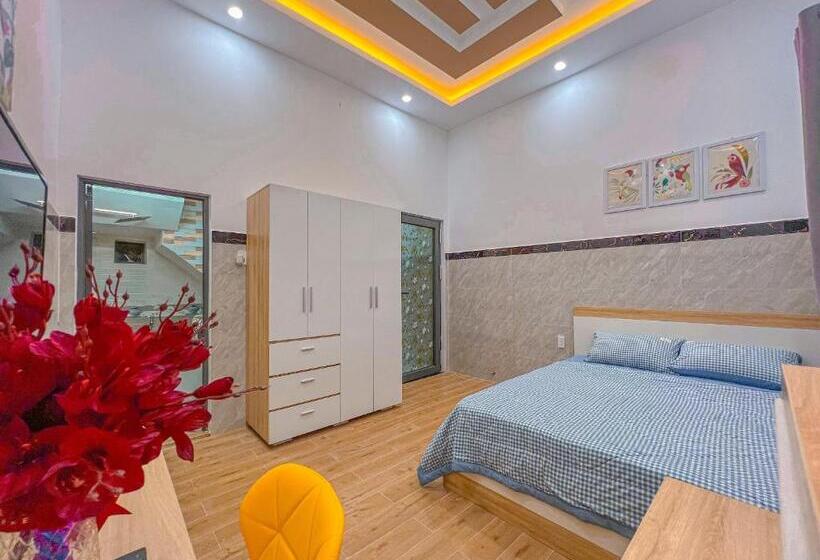 پانسیون Homestay Qhome