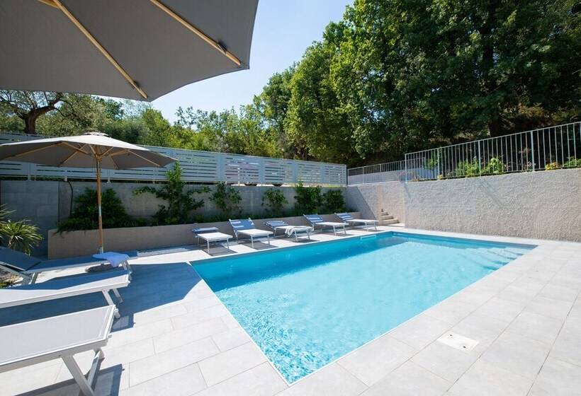 بنسيون L Agrumeto