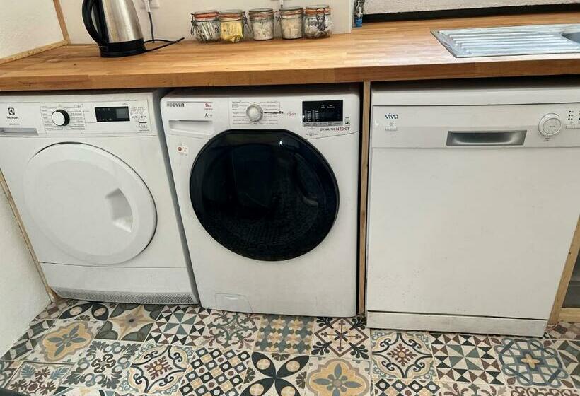 Пансион Luxury Guest House In The Centre Of Argeles Gazost